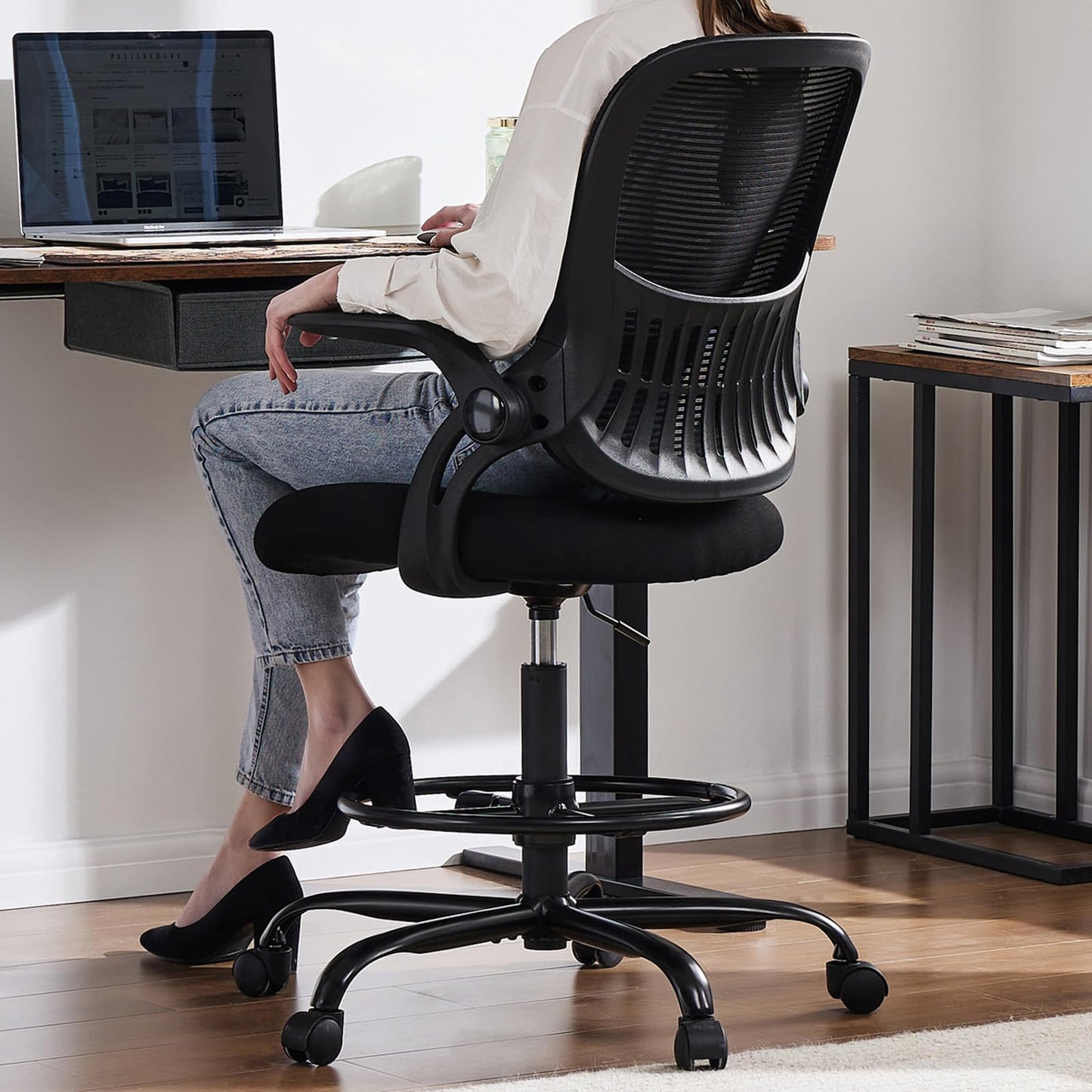 CONCETTA Ergonomic Office Home Desk Mesh Fixed Armrest